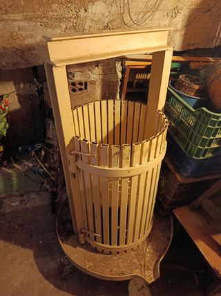 Prensa de vino antigua