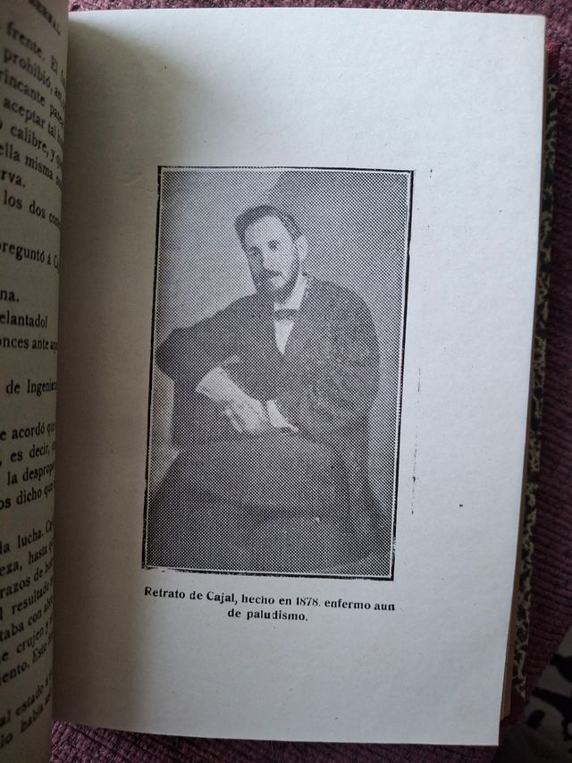 Libro antiguo sobre Cajal. 1918