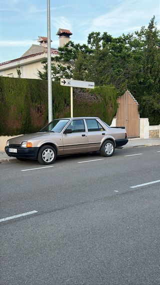 Ford Orion 1.6 Ghia 1987