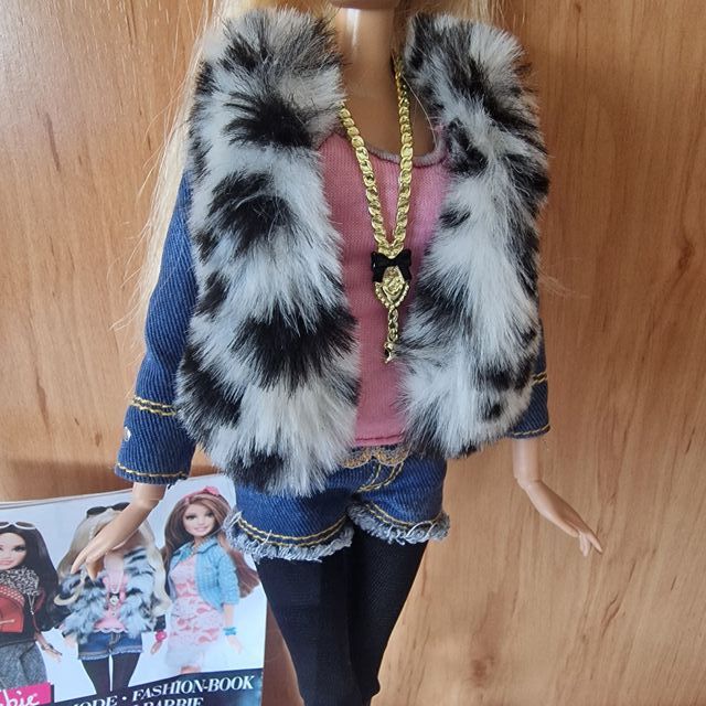 Barbie Glam Luxe - Muñeca