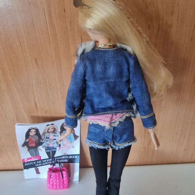 Barbie Glam Luxe - Muñeca