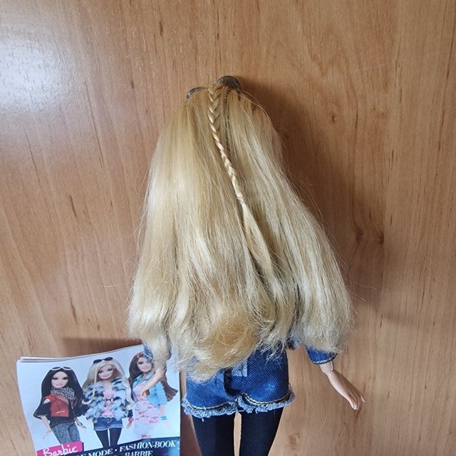 Barbie Glam Luxe - Muñeca