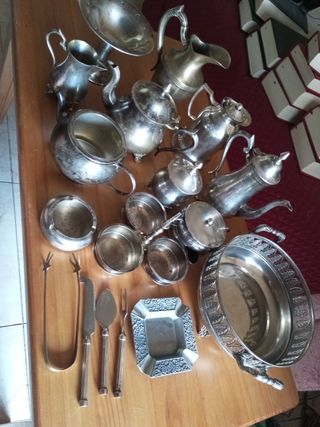 Teteras cafeteras jarras de metal