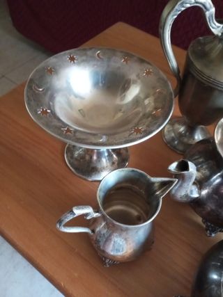 Teteras cafeteras jarras de metal