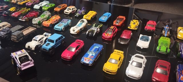 65 Hot Wheels - Coches miniatura juguetes