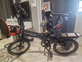 Bicicleta eléctrica plegable