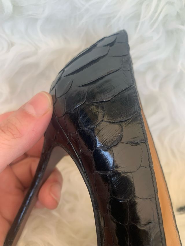 Zapato Sendra tacón alto. Piel de Phyton