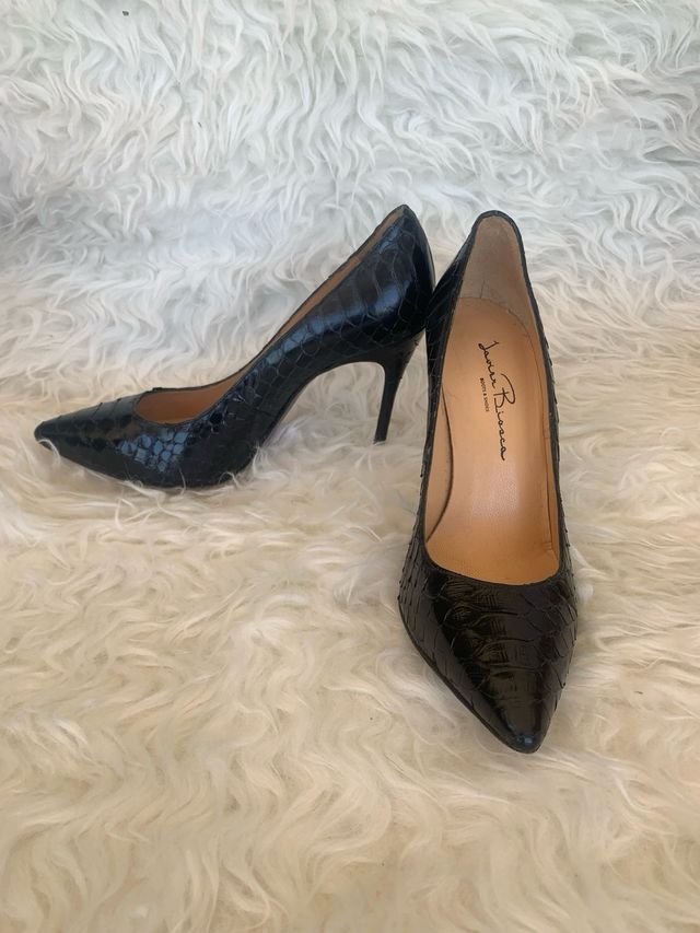 Zapato Sendra tacón alto. Piel de Phyton