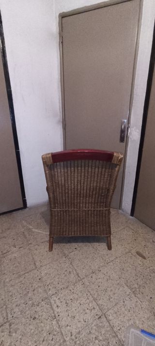 Butaca mimbre y madera