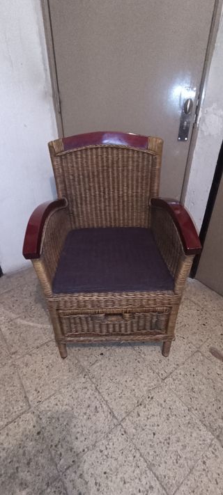 Butaca mimbre y madera