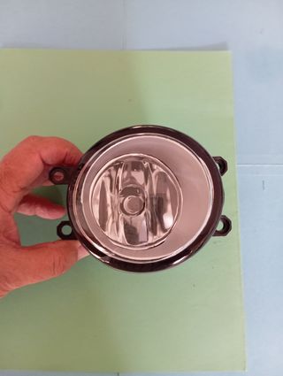 Faro antiniebla Toyota Izquierdo