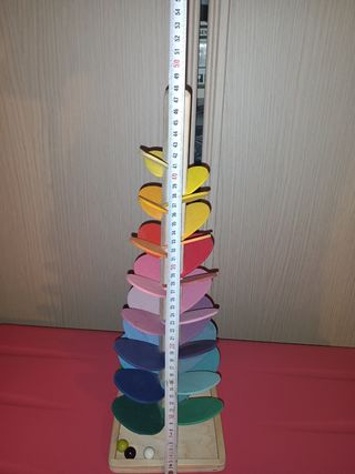 Árbol musical de madera