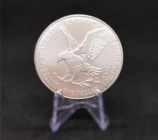 Moneda plata pura 1 oz AMERICAN EAGLE 2025