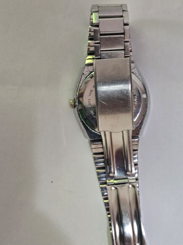 Orologio a Rilievo Automatico