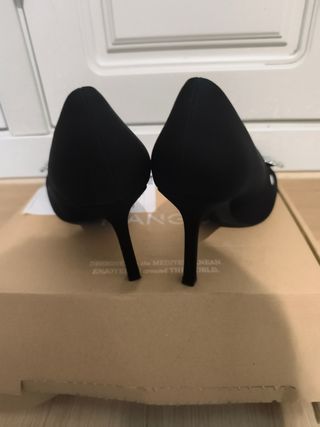 Zapatos negros tacón - fiesta