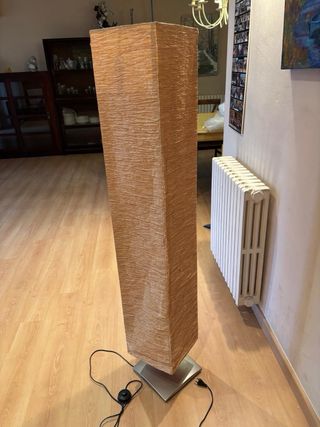 Lámpara pie papel beige