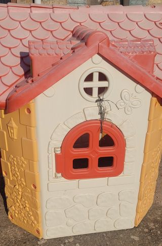 Casita infantil jardín
