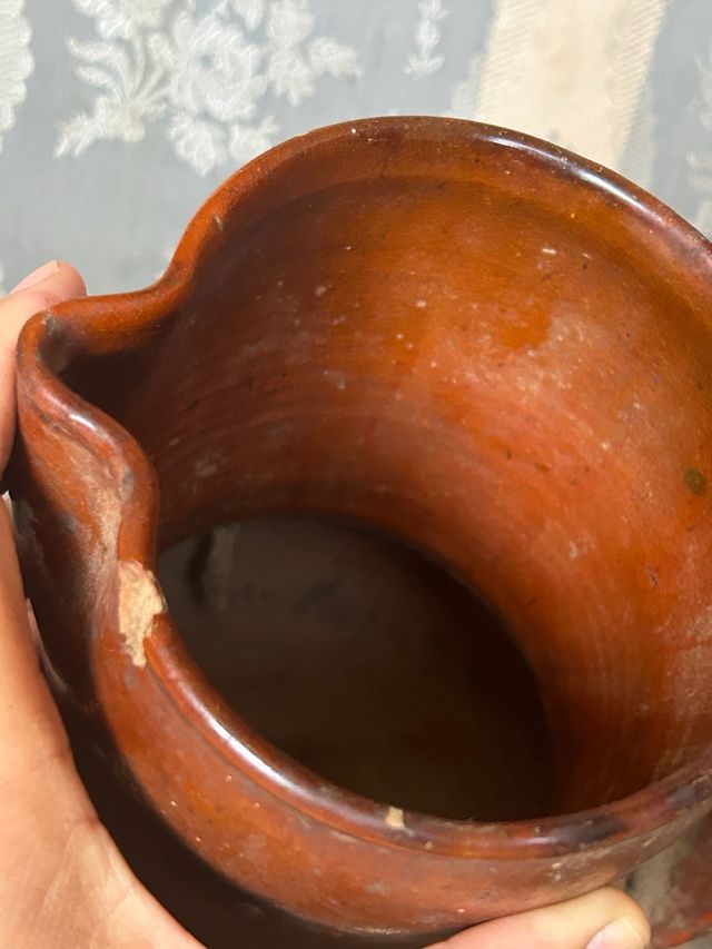 Antica brocca in terracotta da 24 cm