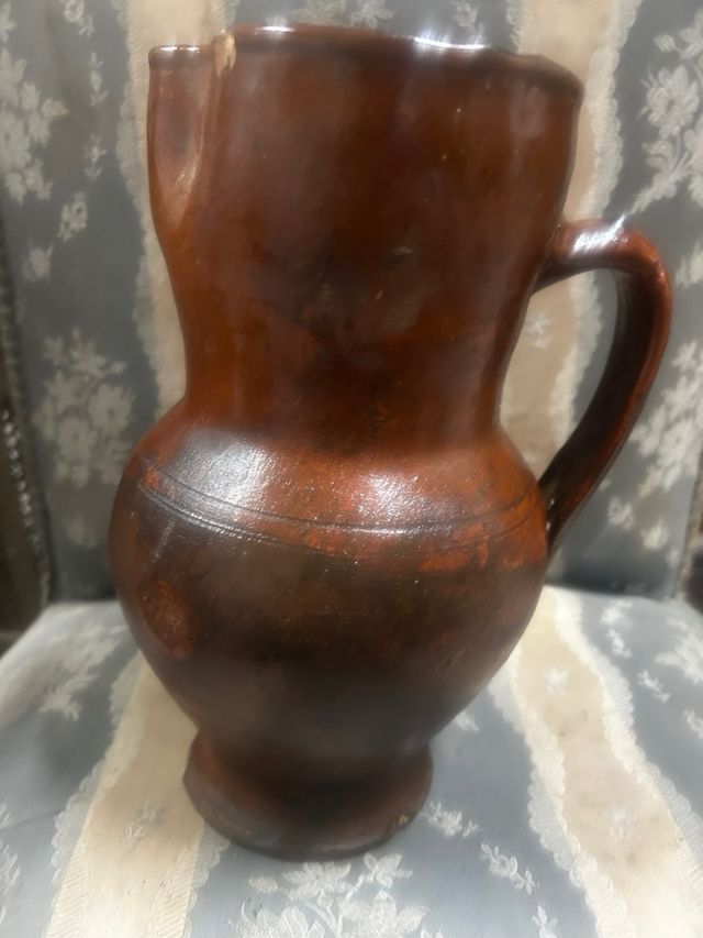 Antica brocca in terracotta da 24 cm