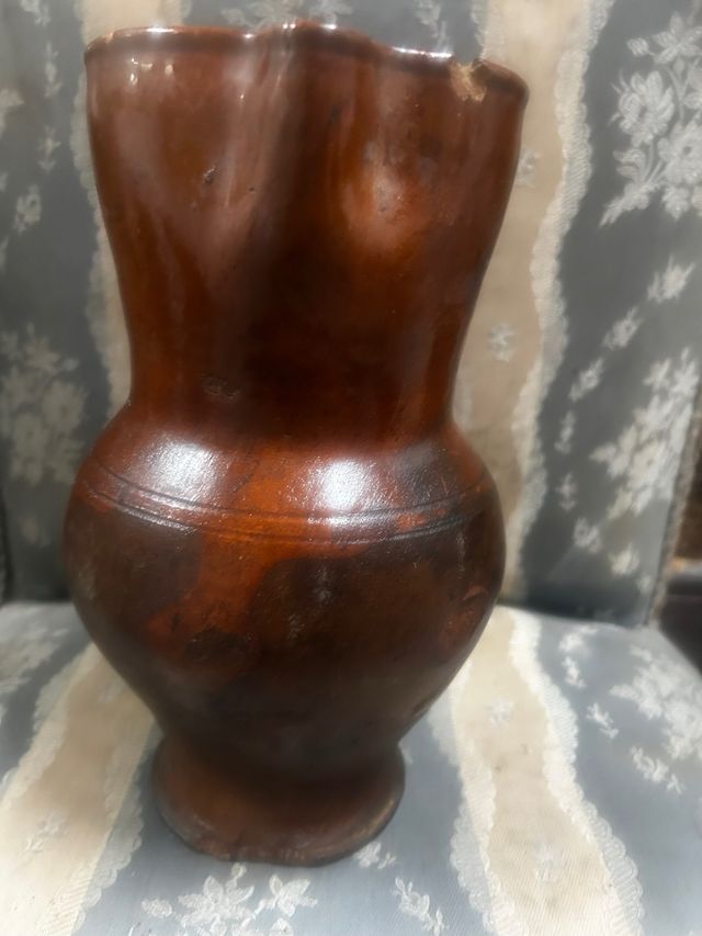 Antica brocca in terracotta da 24 cm