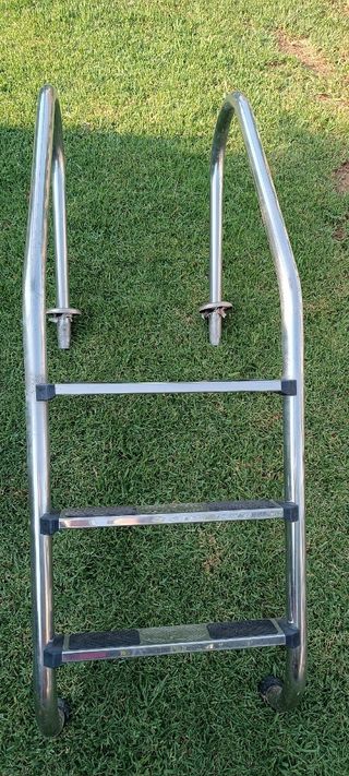 Escalera para piscina de acero inoxidable