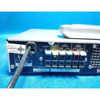 Sistema de Sonido Envolvente Subwoofer y Altavoces