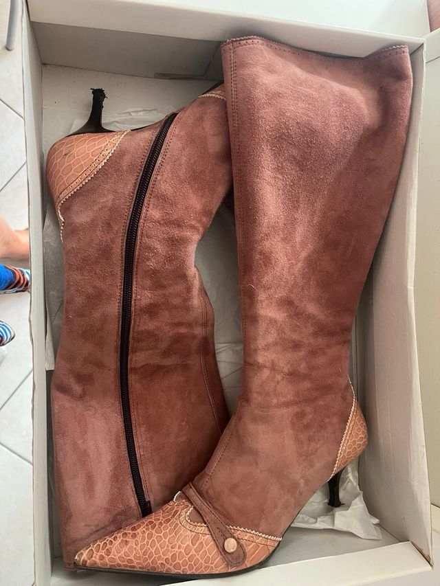 Stivali Antoniolli scamosciati rosa 36,5