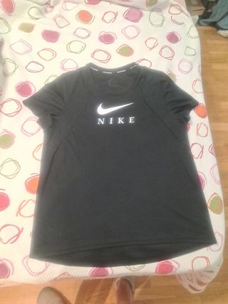 Camiseta Nike running mujer negra