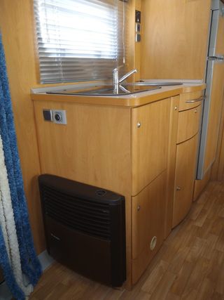 Caravana familiar seminueva 2 dormitorio+sofá cama