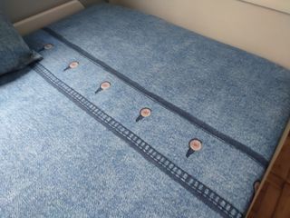 Colcha vaquera juvenil + cojines de diseño a juego