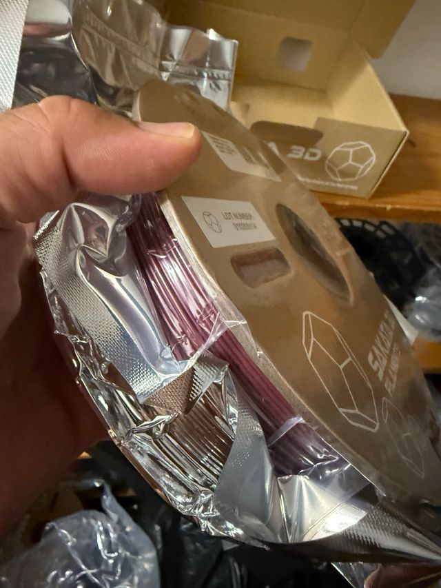 PLA 850 Sakata 3D Rojo Vino Seda x2