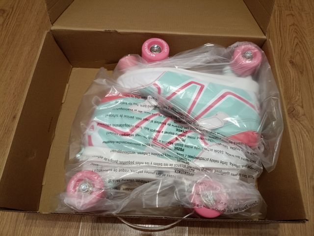 Patines 4 ruedas, talla ajustable 39-42