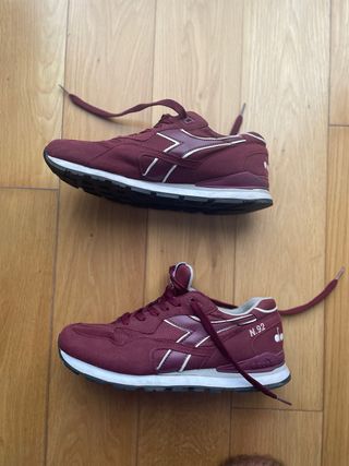 Zapatillas Diadora N.92 granate