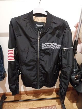Cazadora Pull&Bear negra - Talla S