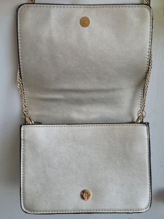 Bolso Zara dorado con pedrería