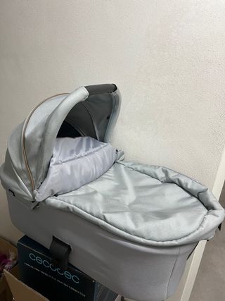 Capazo bebé gris Chicco