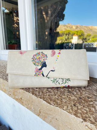Bolso mano beige con flores
