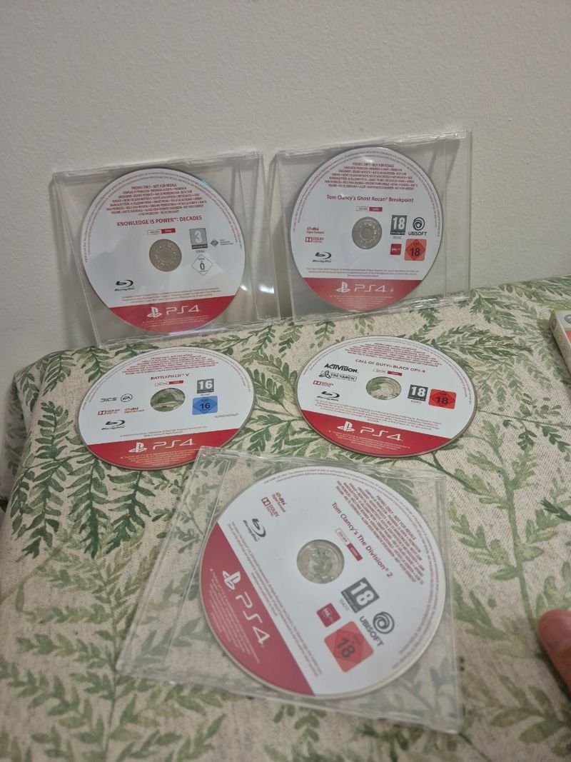 Imagen de 5 Juegos PS4 - Completos