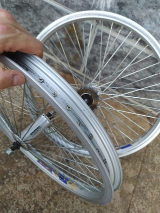 Llantas bicicleta antigua BMX Monty 