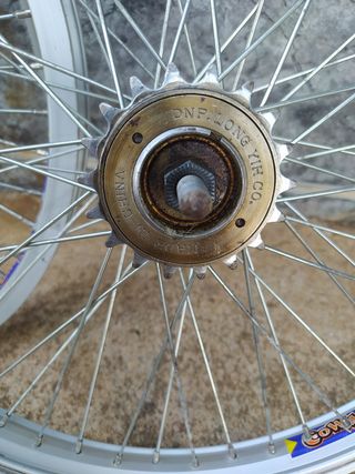 Llantas bicicleta antigua BMX Monty 