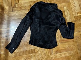 Blusa Zara negra XS - Ajustada
