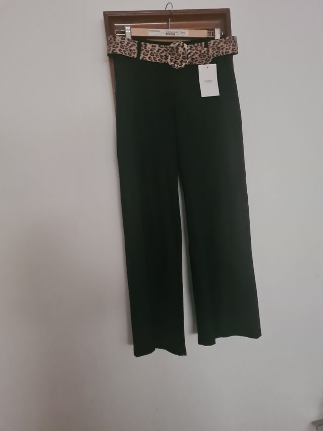 Pantalon c/cinturon leopardo L/XL.14 Euros