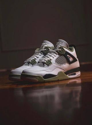Air Jordan 4 Seafoam 2023