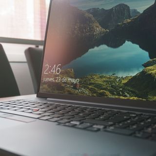 Lenovo ThinkPad E16 - Portátil Negro