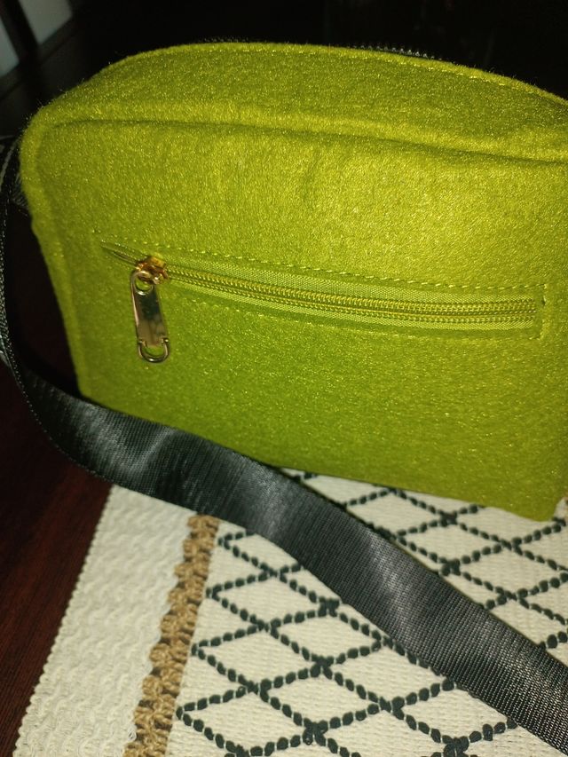 Bolso bandolera verde nuevo