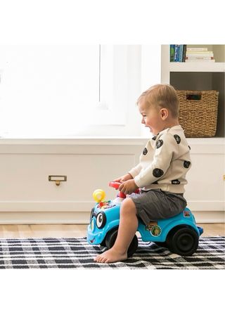 Correpasillos infantil musical - Coche