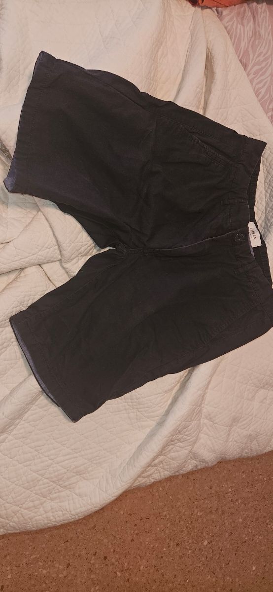 Pantalón corto negro hombre