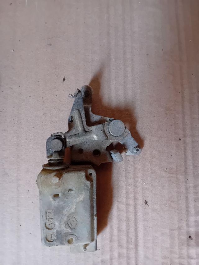 MOTORES CIERRE CENTRALIZADO RENAULT 19