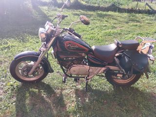 Hyosung Aquila 125cc: Moto clásica