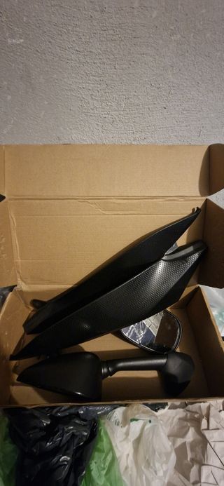 Despiece Yamaha R1 (2004-2006): Carcasas y Espejos